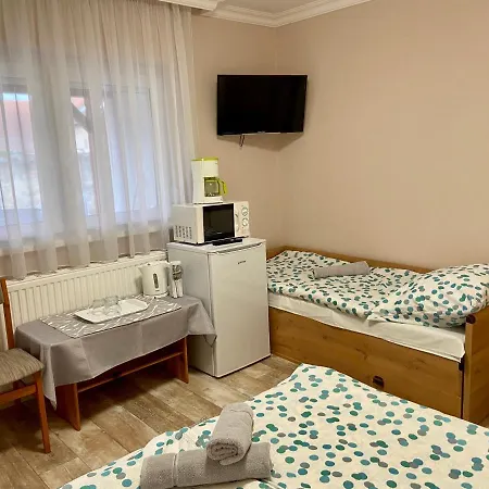 Vincze Vendeghaz Гостевой дом